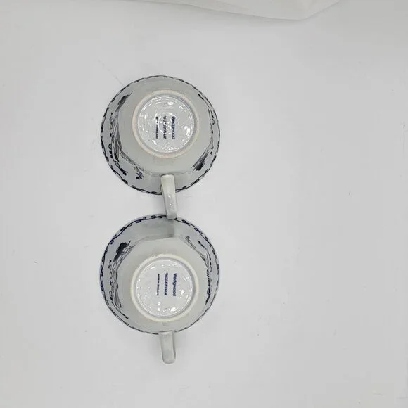 Vintage Wedgwood “Volendam” Cups – Set of 2 – Blue & Multicolor Dutch Folk Art - Picture 4 of 5